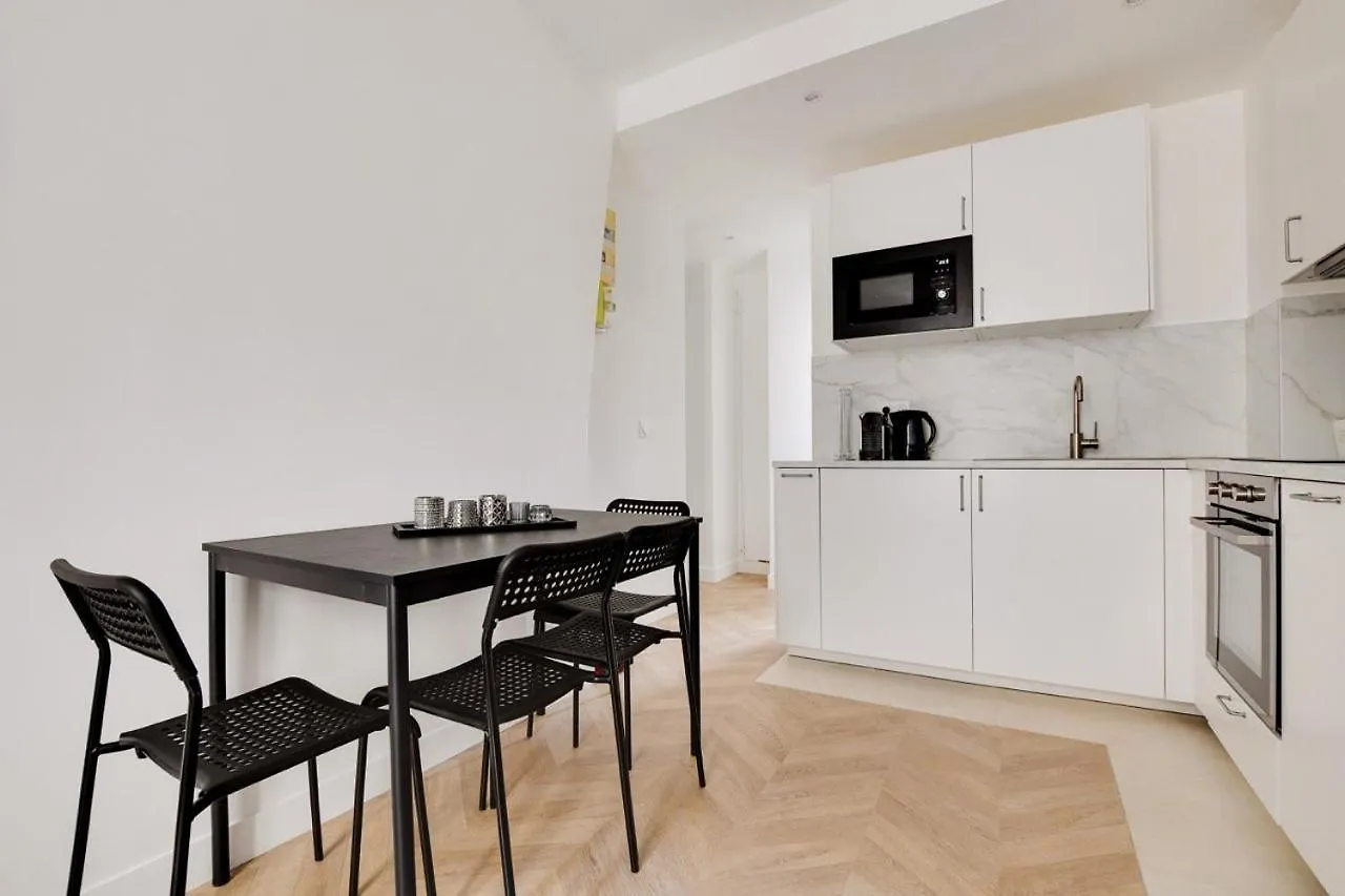Suite Daumesnil - Cosy, Modern In Bercy Paris Apartment